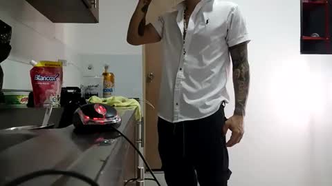 frankdanielsmolano online show from June 2, 3:40 am
