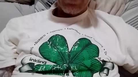 Blue eyed tatted Daddy online show from October 28, 7:55 am