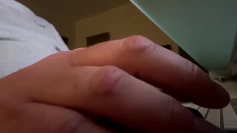 Snapshot of franzmontyhe chatting on October 6, 4:33 pm franzmontyhe online show from October 6, 4:33 pm