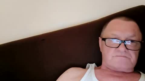 Wolfi online show from May 29, 5:50 am