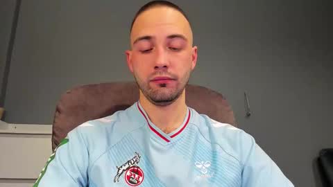 Andrew online show from November 23, 2:11 am