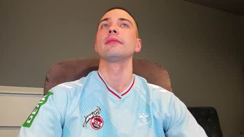 Andrew online show from November 30, 11:40 pm