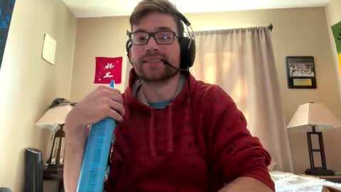 freezeskiii online show from December 4, 7:32 pm