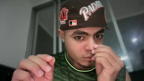 freyva_ online show from March 3, 1:17 am