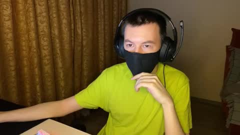 froztai online show from December 3, 3:40 pm