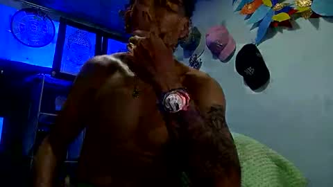 Latinfire vip online show from June 11, 1:49 am