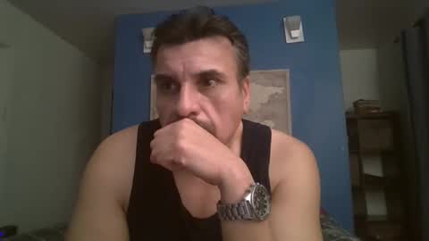 Snapshot of fuegolento22 chatting on January 31, 9:37 am fuego1ento22 online show from January 31, 9:37 am