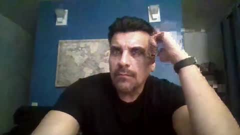 Snapshot of fuegolento22 chatting on December 29, 10:45 am fuego1ento22 online show from December 29, 10:45 am