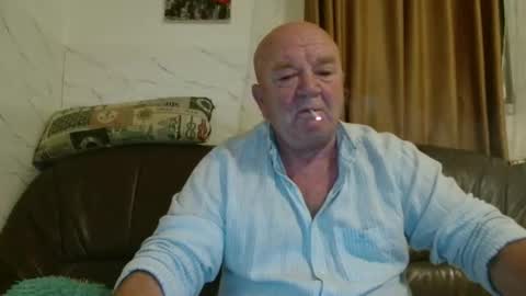 fullballs6 online show from December 1, 2:58 am