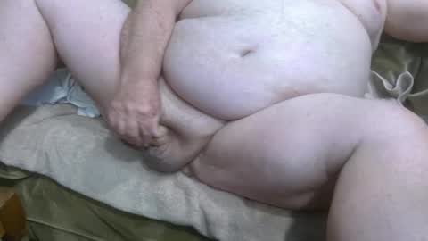 Snapshot of funlovinchub chatting on March 1, 7:15 pm funlovinchub online show from March 1, 7:15 pm