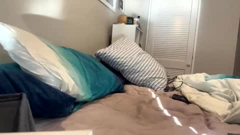 fuzzie_07 online show from February 3, 7:10 pm