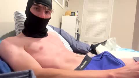 fuzzie_07 online show from February 5, 11:55 am