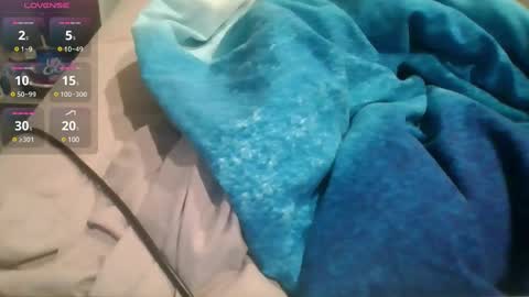 fuzzie_07 online show from February 26, 10:04 am