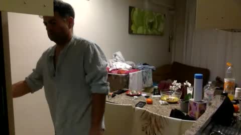 fvmendoza online show from December 18, 8:05 pm