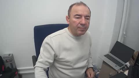 gabriel9_2003 online show from April 30, 10:11 am