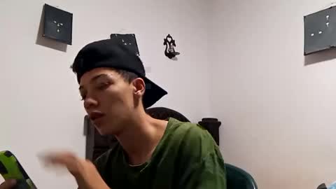 gadiel_sex online show from December 16, 11:45 pm