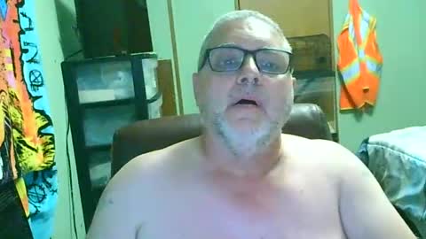 gadude45 online show from July 17, 2:30 am
