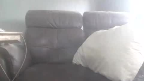 me online show from July 28, 12:48 pm