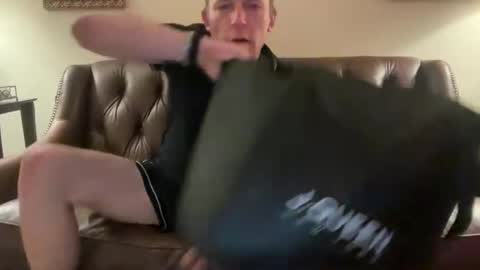 Snapshot of gallowsjackirl chatting on September 24, 1:27 am gallowsjackirl online show from September 24, 1:27 am