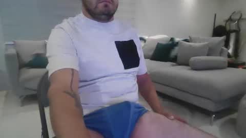 galoricardo10 online show from October 27, 6:05 am