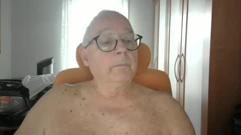 gamin68 online show from April 13, 1:01 pm