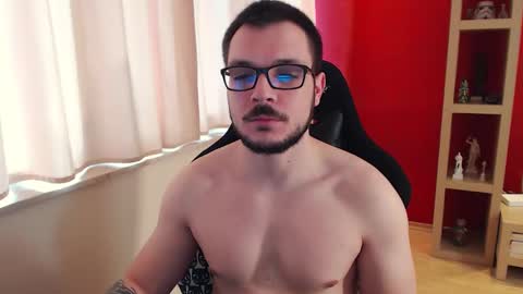 GangstaLover online show from December 5, 6:32 am