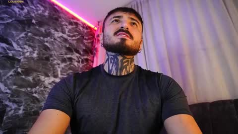 Chris  Dont forget to gift me thumb up Its very important to me and makes me happy AF  online show from January 8, 7:35 am