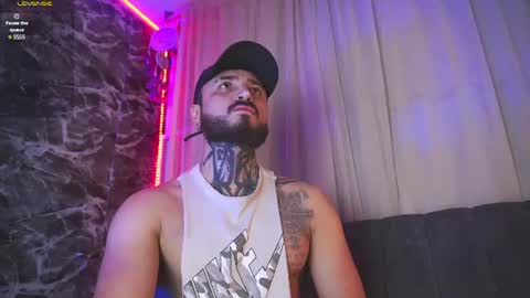 Chris  Dont forget to gift me thumb up Its very important to me and makes me happy AF  online show from July 28, 6:21 am