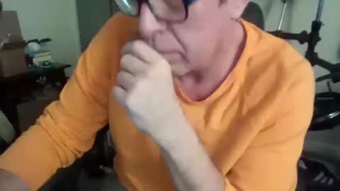 garnettrobert438 online show from October 12, 1:05 pm