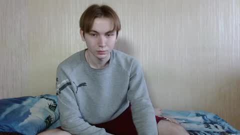 Snapshot of gary_snail33257 chatting on October 15, 1:19 pm gary_snail33257 online show from October 15, 1:19 pm