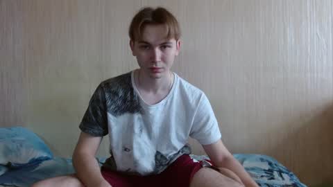 Snapshot of gary_snail33257 chatting on October 19, 9:56 am gary_snail33257 online show from October 19, 9:56 am