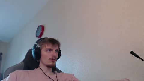 Snapshot of gasturfahe chatting on October 10, 8:08 am gasturfahe online show from October 10, 8:08 am