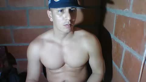 gattitosexy_95 online show from November 21, 4:39 pm