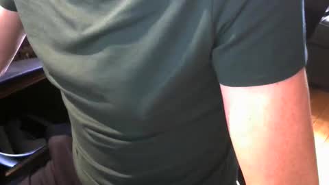 Snapshot of gay_slave_on_cam chatting on March 1, 10:24 am gay slave on cam online show from March 1, 10:24 am