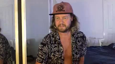 gcsurfer81 online show from January 15, 8:18 am