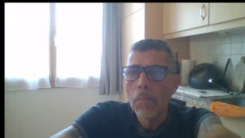 Gen online show from June 6, 12:22 pm