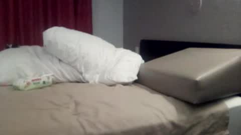 Lenzy LaCanada online show from November 27, 4:27 am