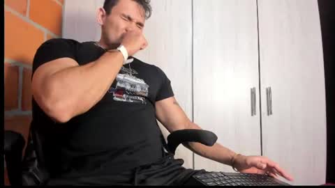 gendersonfit online show from July 25, 11:12 pm