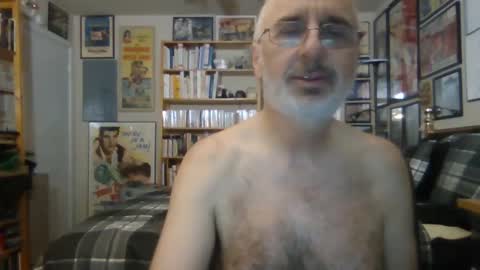 Steve online show from January 3, 8:43 am