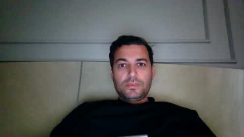 genteldevil online show from December 15, 9:17 am