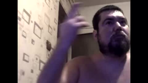 Snapshot of george84xxx chatting on September 8, 6:29 pm GeOOXXX online show from September 8, 6:29 pm