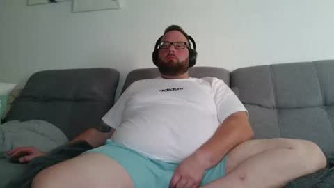 Phil online show from August 3, 12:33 pm