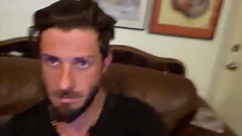 gg254968 online show from April 12, 11:11 am