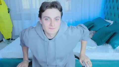 Alex online show from October 10, 10:53 am