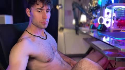 big boy ghost face online show from November 2, 2:38 am