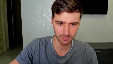 gilbertogonzales online show from March 4, 6:26 am