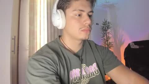 GioRusso online show from July 28, 4:39 pm
