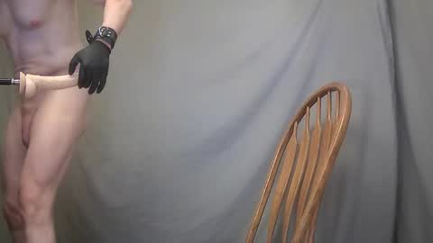 Snapshot of girthdad8x7 chatting on December 28, 8:25 pm GirthDad8x7 online show from December 28, 8:25 pm