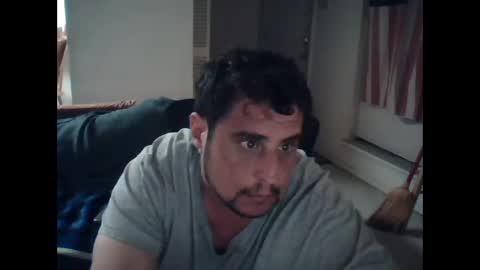 Snapshot of gitmehard008 chatting on March 10, 3:23 am gitmehard008 online show from March 10, 3:23 am