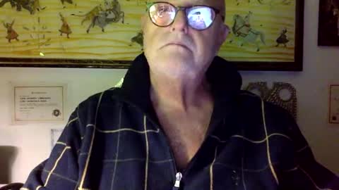 giutomma930394 online show from December 5, 10:28 pm